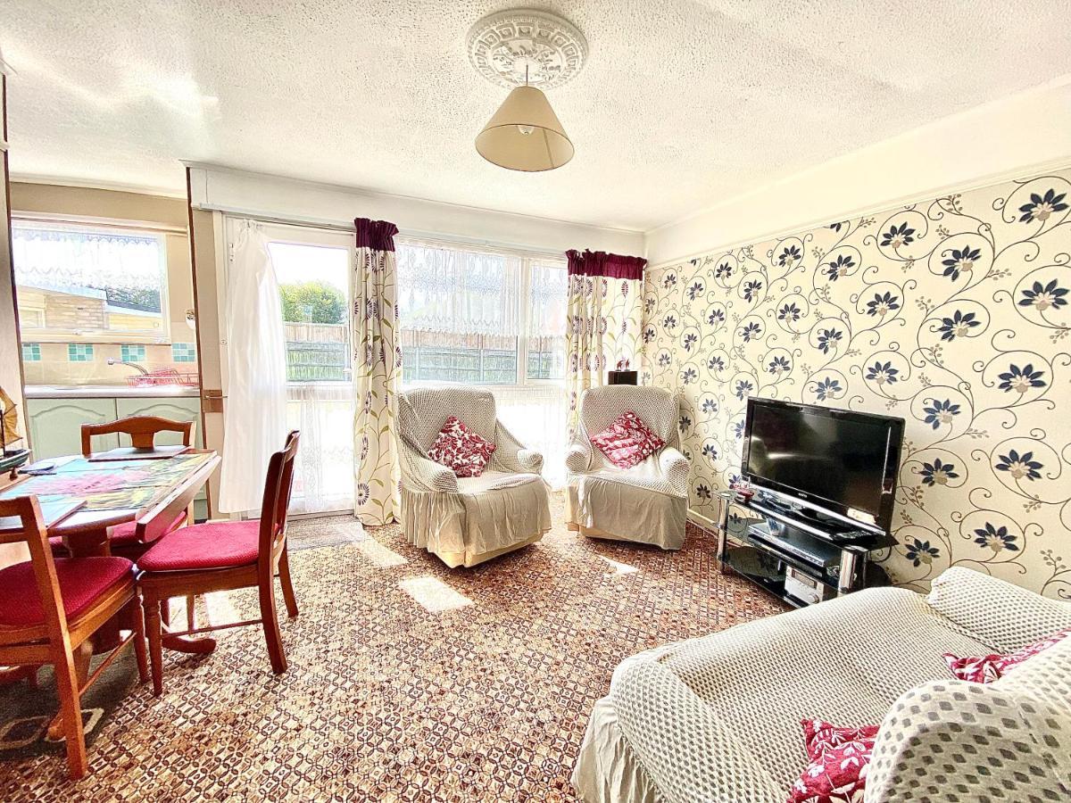 Quiet And Comfy 2- Bedroom Holiday Chalet, Walk To The Beach, Norfolk Great Yarmouth Exterior photo