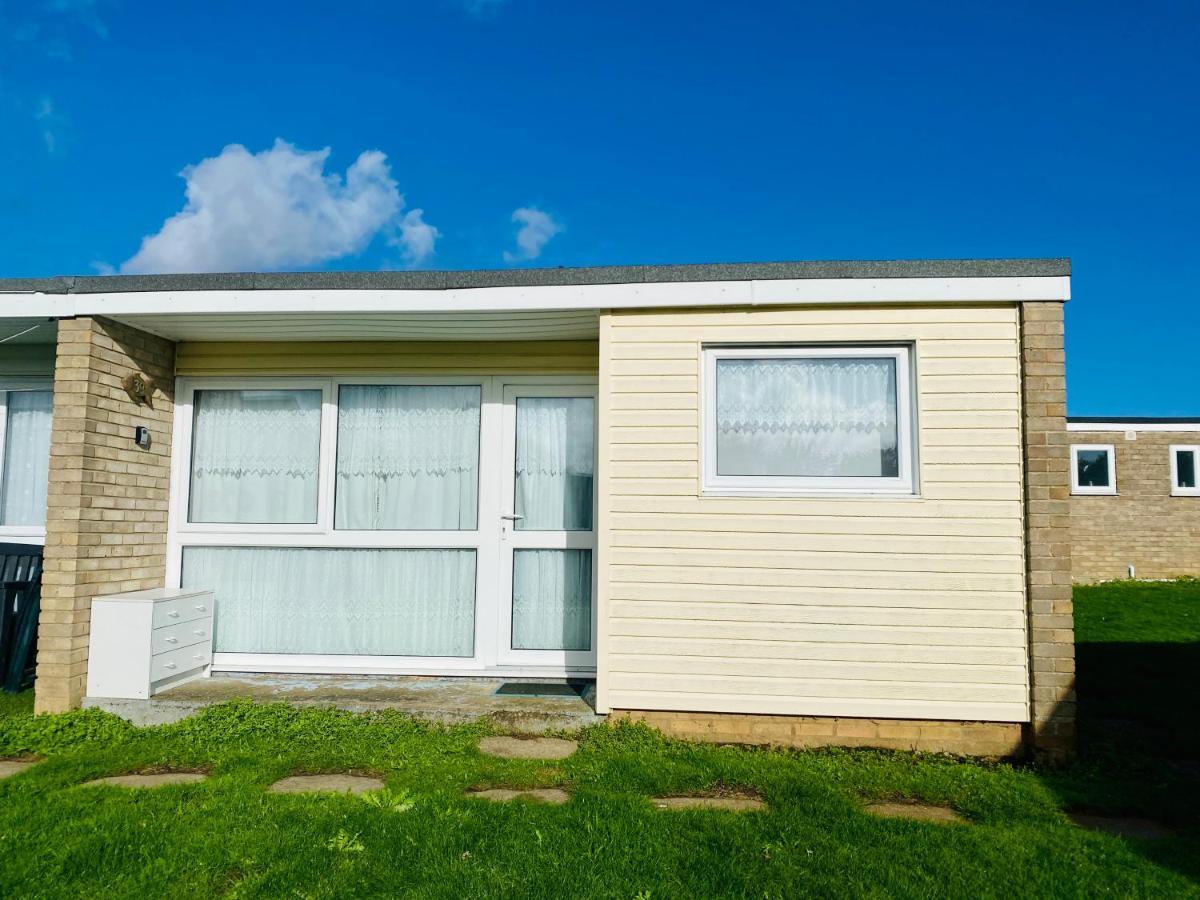 Quiet And Comfy 2- Bedroom Holiday Chalet, Walk To The Beach, Norfolk Great Yarmouth Exterior photo